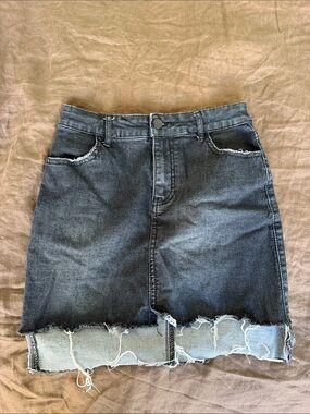 Black Denim Raw-Hem Mini Skirt